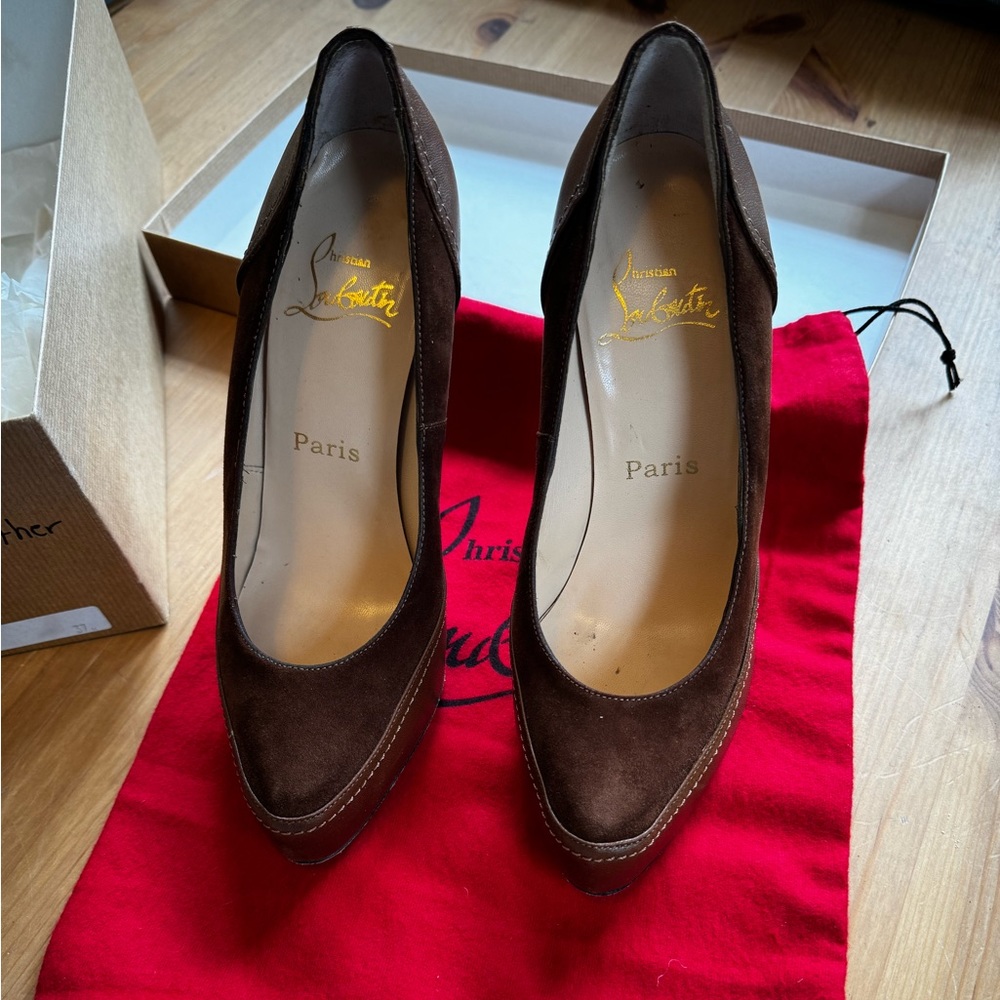 Louboutin Defil Pump